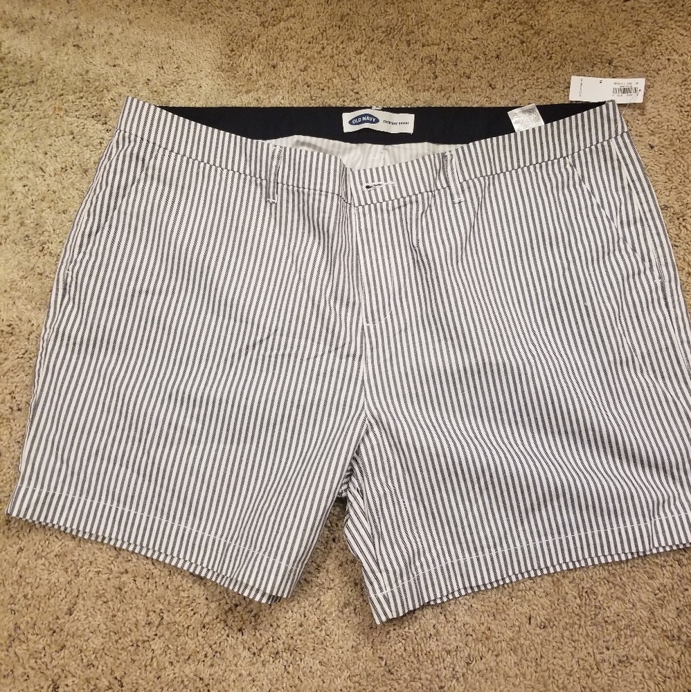 Mid-rise Blue and White Stripe Shorts